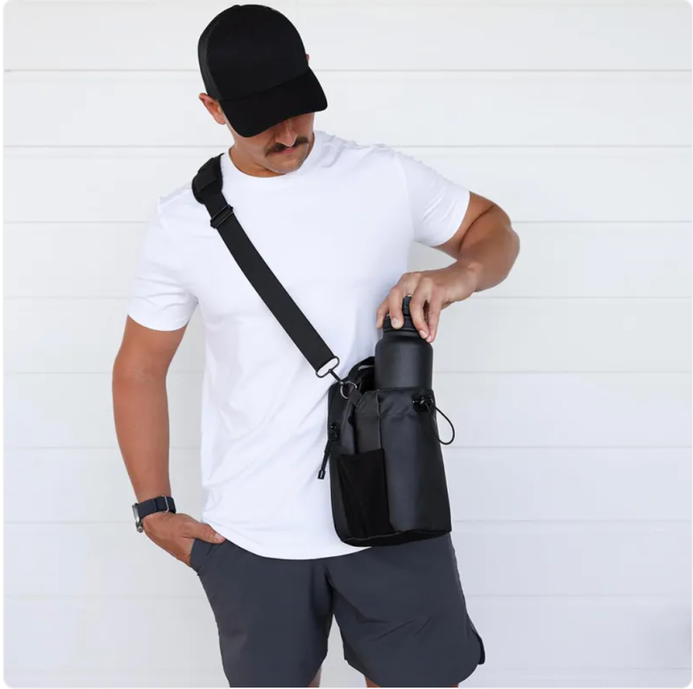 Magnetic Water Bottle Holder w Storage